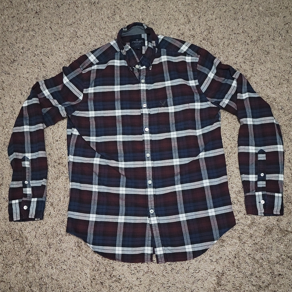 American Eagle Button Up